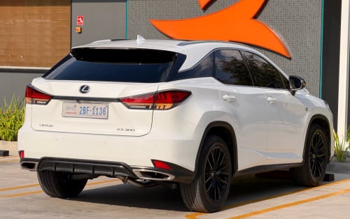 🔥RX300 020F-Sport កាន់💰25000$💸ដកឡានភ្លាមបង់រំលស់ជាមួយឃ្លាំងផ្ទាល់