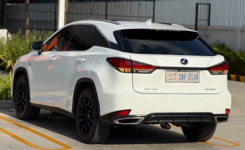 🔥RX300 020F-Sport កាន់💰25000$💸ដកឡានភ្លាមបង់រំលស់ជាមួយឃ្លាំងផ្ទាល់
