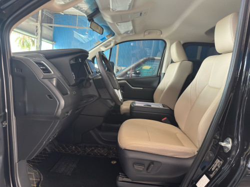 🚘 2023 TOYOTA GRANVIA Premium VIP