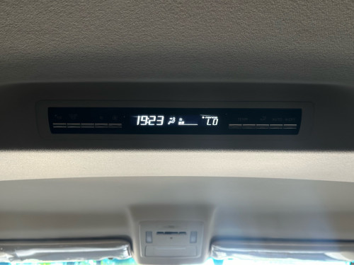 🚘 2023 TOYOTA GRANVIA Premium VIP