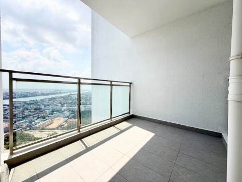 2 Bedrooms For Rent UV2