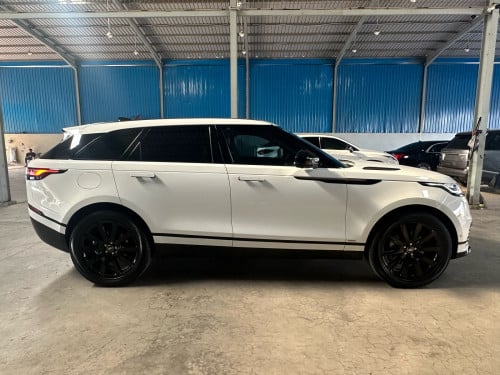 2018 RANGE ROVER VELAR R-DYNAMIC Full Options
