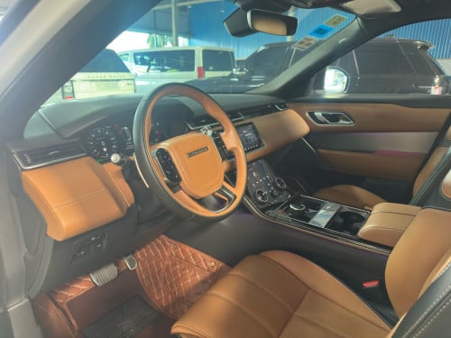 2018 RANGE ROVER VELAR R-DYNAMIC Full Options