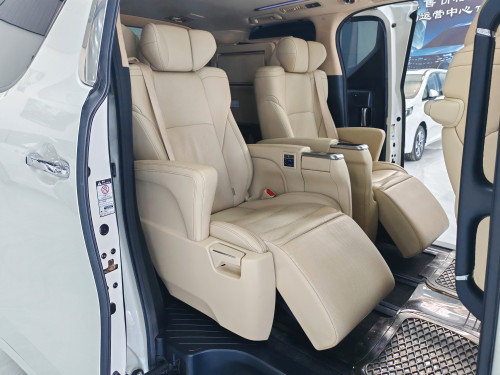 2019 TOYOTA 埃尔法  7 座 | 租售
