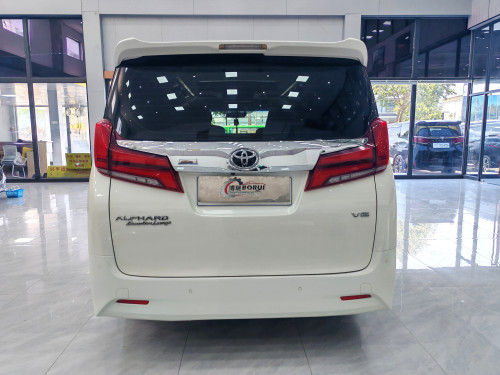 2019 TOYOTA 埃尔法  7 座 | 租售
