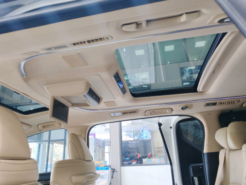 2019 TOYOTA 埃尔法  7 座 | 租售