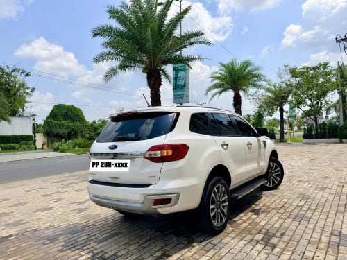 2020 Ford Everest Titanium Full Option​ 2.0L BI-TURBO