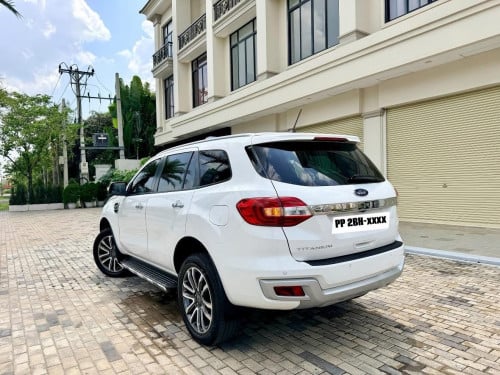 2020 Ford Everest Titanium Full Option​ 2.0L BI-TURBO