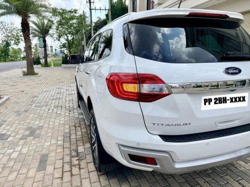 2020 Ford Everest Titanium Full Option​ 2.0L BI-TURBO