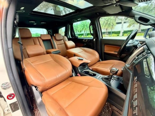 2020 Ford Everest Titanium Full Option​ 2.0L BI-TURBO