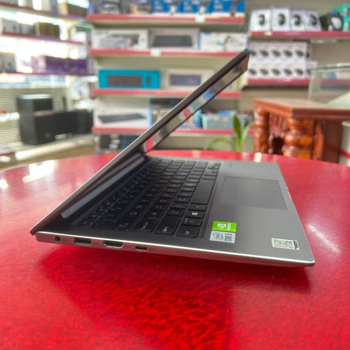 ASUS Adolbook