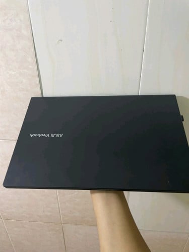 ASUS Vivobook 250$ CPU : Celeron N4500 -13thRam : 8g DDR4SSD : M.2 PCie 512GBFHD : 15.6 in