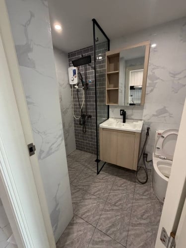 Condo L Tower 271 available for rent
