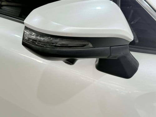 Corolla cross 2024Full option ឆ្វេងសុីនចូលតាមក្រុមហ៊ុន Toyota នៅធានាពីក្រុមហ៊ុន