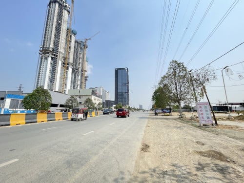 GOOD PRICE Land for Sale/Rent Along 60M Boulevard