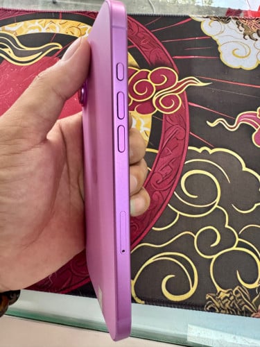 iPhone 16 Plus 128G Color Pink 🩷 មួយទឹក ថ្ម98%🔋 lock sim ប្រើបានសុីម2សេវាដើរស្មូតល្អគ្រប់ប្រពន្ធ័