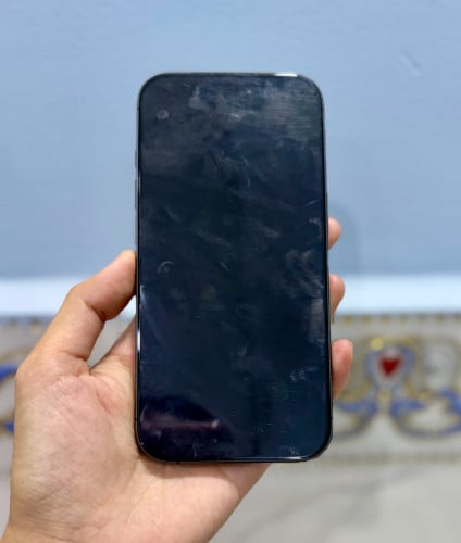 Iphone 17 ទំហំផ្ទុក (256G) Color Black តួស្អាត 98.9999%