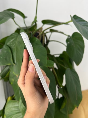 iPhone 17 256g LL/A ( Simlock ) Use Sim2