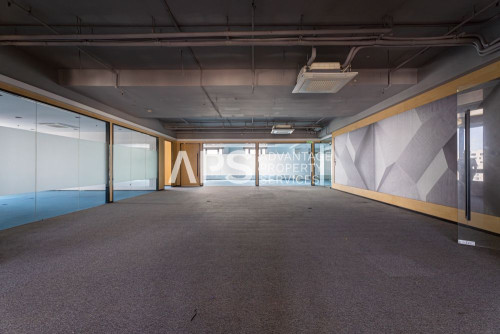 Keystone Building - Grade B Office for Rent - Preah Norodom Boulevard, Khan Chamkarmon