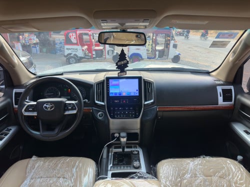 Land Cruiser 09 up 24 V6 Full Option ឡានថ្មី💯