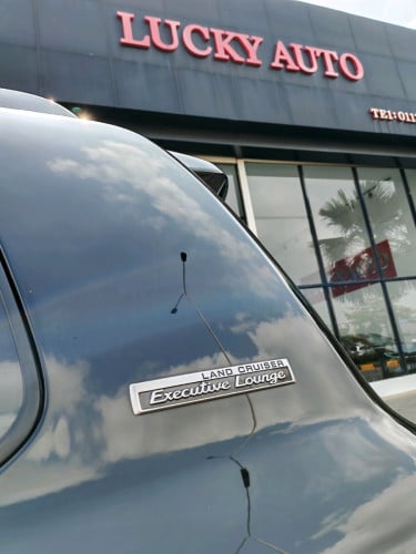 Land Cruiser Executives longe 2019