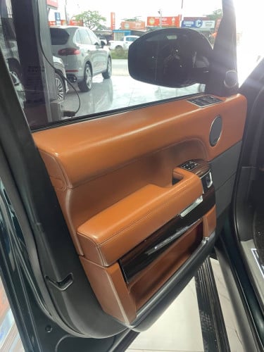 Land RoverRange Rover Creation