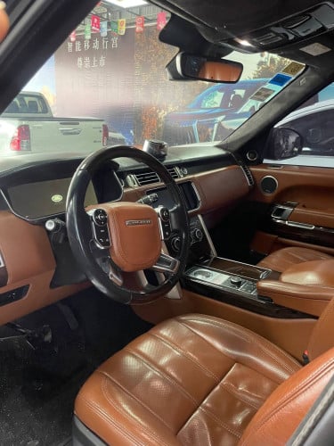 Land RoverRange Rover Creation