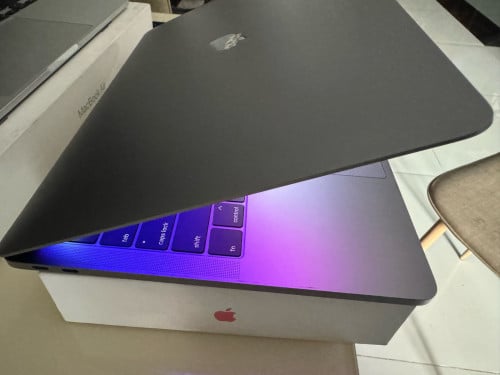 MacBook Pro 13inch 2017 core i5 Ram16G 256G 99%