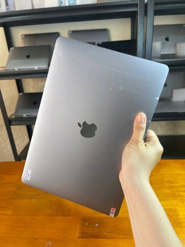 Macbook Pro year2018 Touch Bar