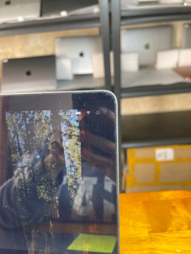 Macbook Pro year2018 Touch Bar