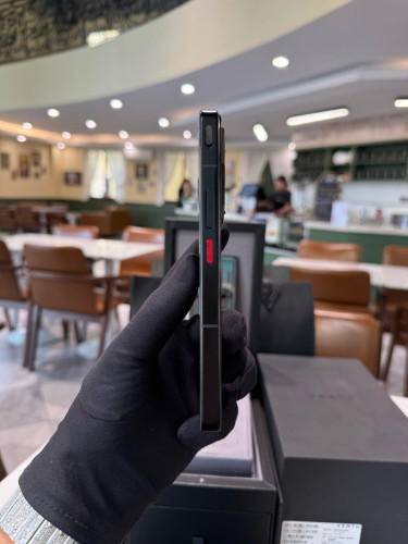 MetaVERTU2 Max Carbon Fiber