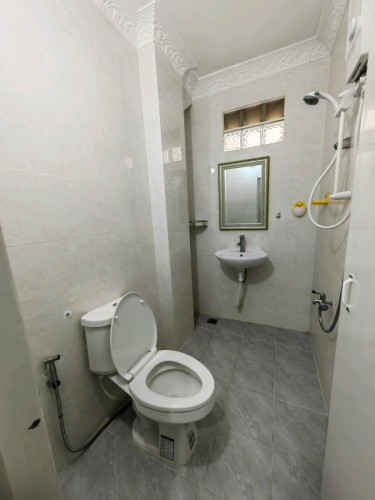 Nice Studio Apartment Elevator near st 271 Sovana Market