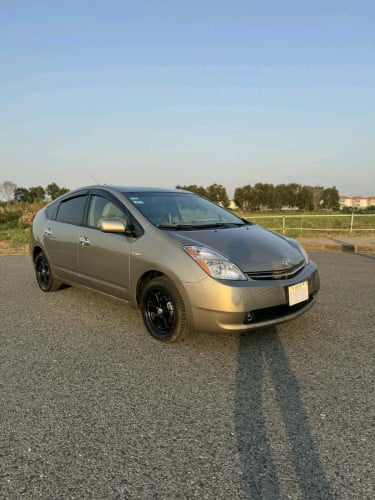 prius 2006 full option ពណ៌មាស ធានាឡានស្អាតម្ចាស់ជិះផ្ទាល់រាល់ថ្ងៃ