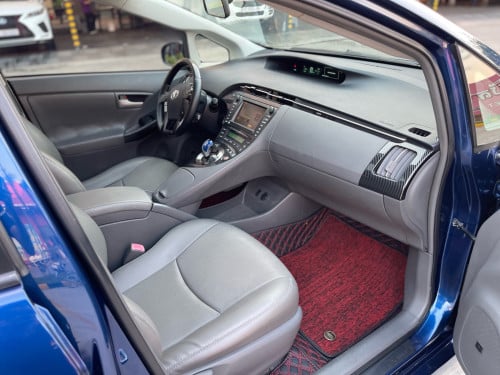 Prius 2010 Option 3 Solar តម្លៃមហាល្អ