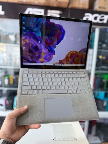 Surface Laptop 2 Touch screen