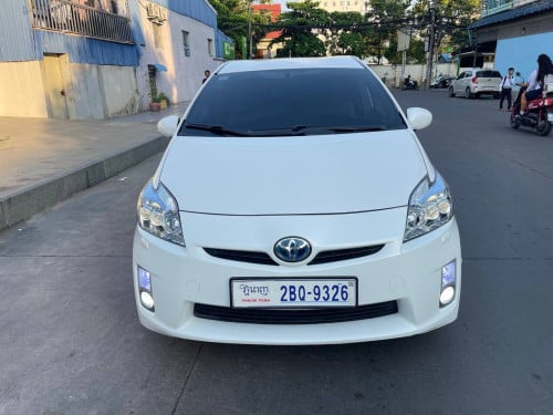 Today Prius 010 Options 5 គុជ3 ក្នុងលឿង