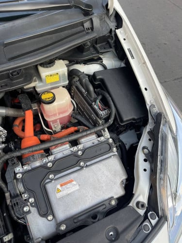 Today Prius 010 Options 5 គុជ3 ក្នុងលឿង