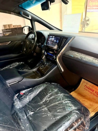 Toyota Alphard 2020 កៅអីធំ ឆ្វេងហ្សុីនម៉ាសុីន V6 ស្ពិច Russia Executive Loungeទឹកថ្នាំហ្សុីន១ជុំ