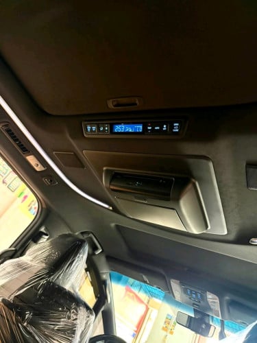 Toyota Alphard 2020 កៅអីធំ ឆ្វេងហ្សុីនម៉ាសុីន V6 ស្ពិច Russia Executive Loungeទឹកថ្នាំហ្សុីន១ជុំ