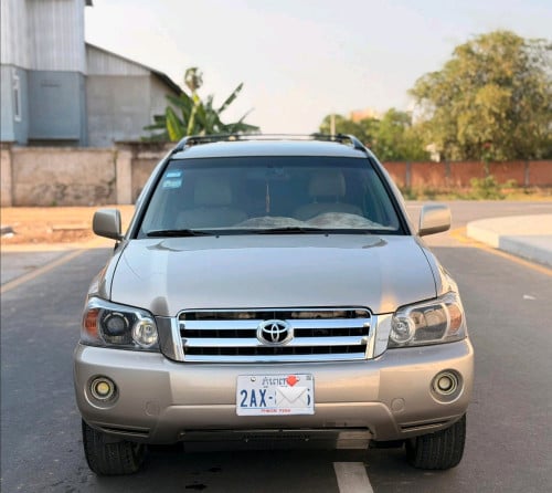 Toyota Highlander 2005 ប៉ុង1