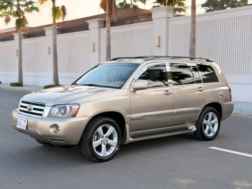 Toyota Highlander 2005 ប៉ុង1