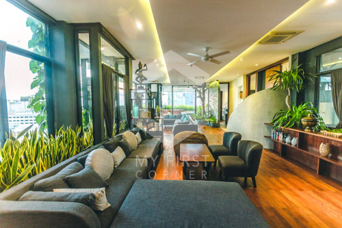 Uniquely Designed 1-Bedroom Serviced Apartment FOR RENT