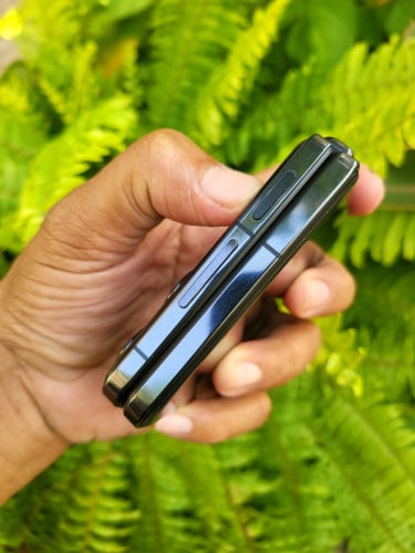 Xiaomi Mi Flip12g/512g Global(វៃដូរបាន)👉$395