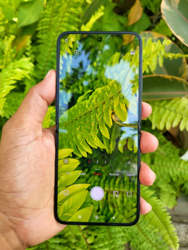 Xiaomi Mi Flip12g/512g Global(វៃដូរបាន)👉$395