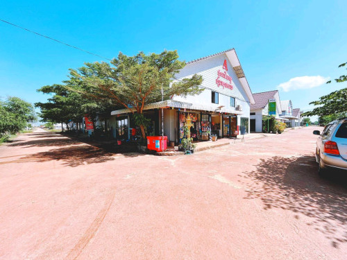 នៅខេត្តសៀមរាប ទល់មុខសាម៉ាក្រូ