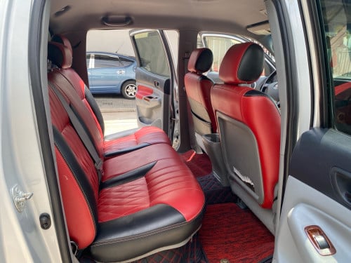 លក់​តម្លៃ​ 17500$ ឆ្នាំ​ 05 ឡេីង​012 បុង​2 មាន​ឡាយ​សិន​ហើយ​