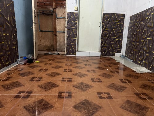 បន្ទប់តំលៃ 35$ ជាន់ផ្ទាល់ដី