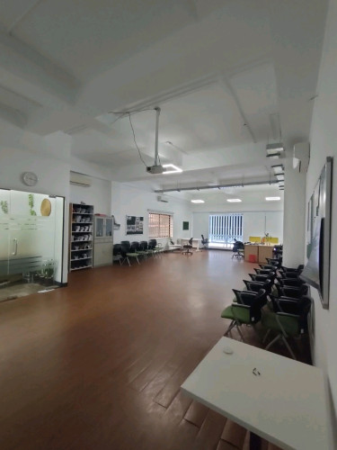 អាគារសម្រាប់ជួល 4000$/ខែ