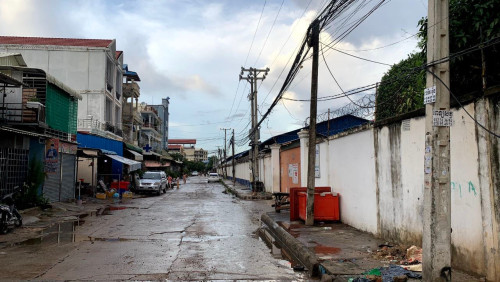 ឃ្លាំងលក់ ជិតផ្លូវ598 ទួលសង្កែ​ ឬស្សីកែវ​ ភ្នំពេញ​