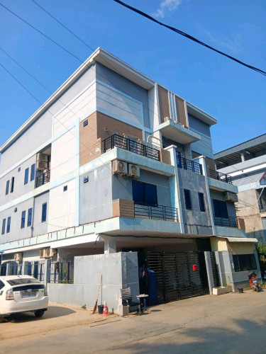 អាគារជួលនៅប៉ោយប៉ែត Building for Rent at Poi Pet